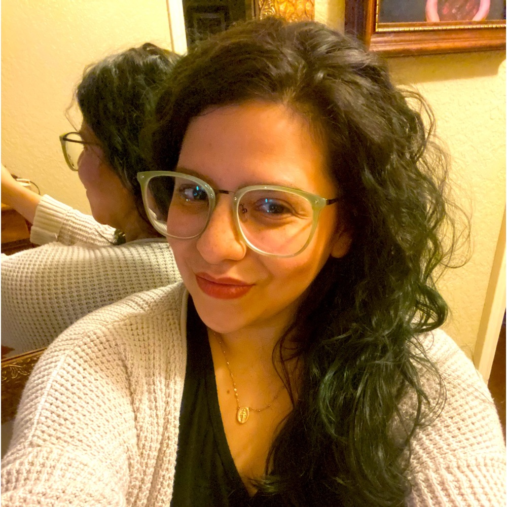 Meet your Posher, Julie